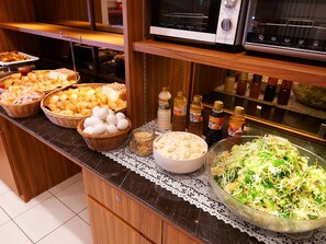 Petit déjeuner buffet