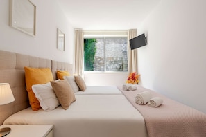 1 chambre, fer et planche Ă repasser, Wi-Fi, draps fournis