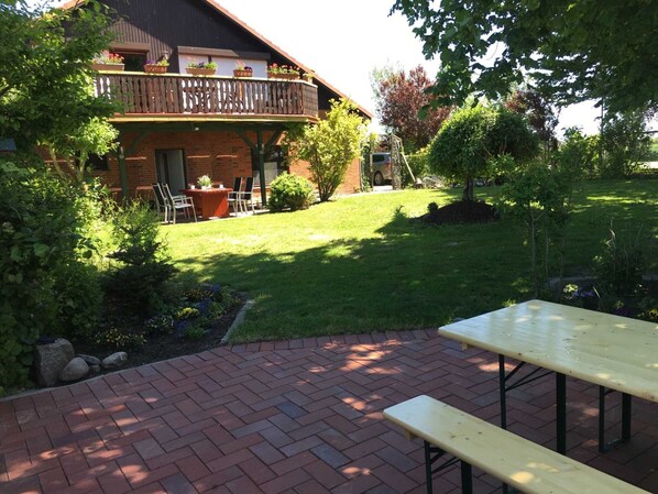 Outdoor dining - Beach tent large - house beach shell / Biedrowski (Friedrichskoog)