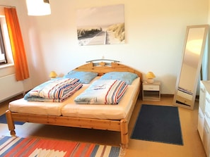 2 sovrum, resesäng och wi-fi