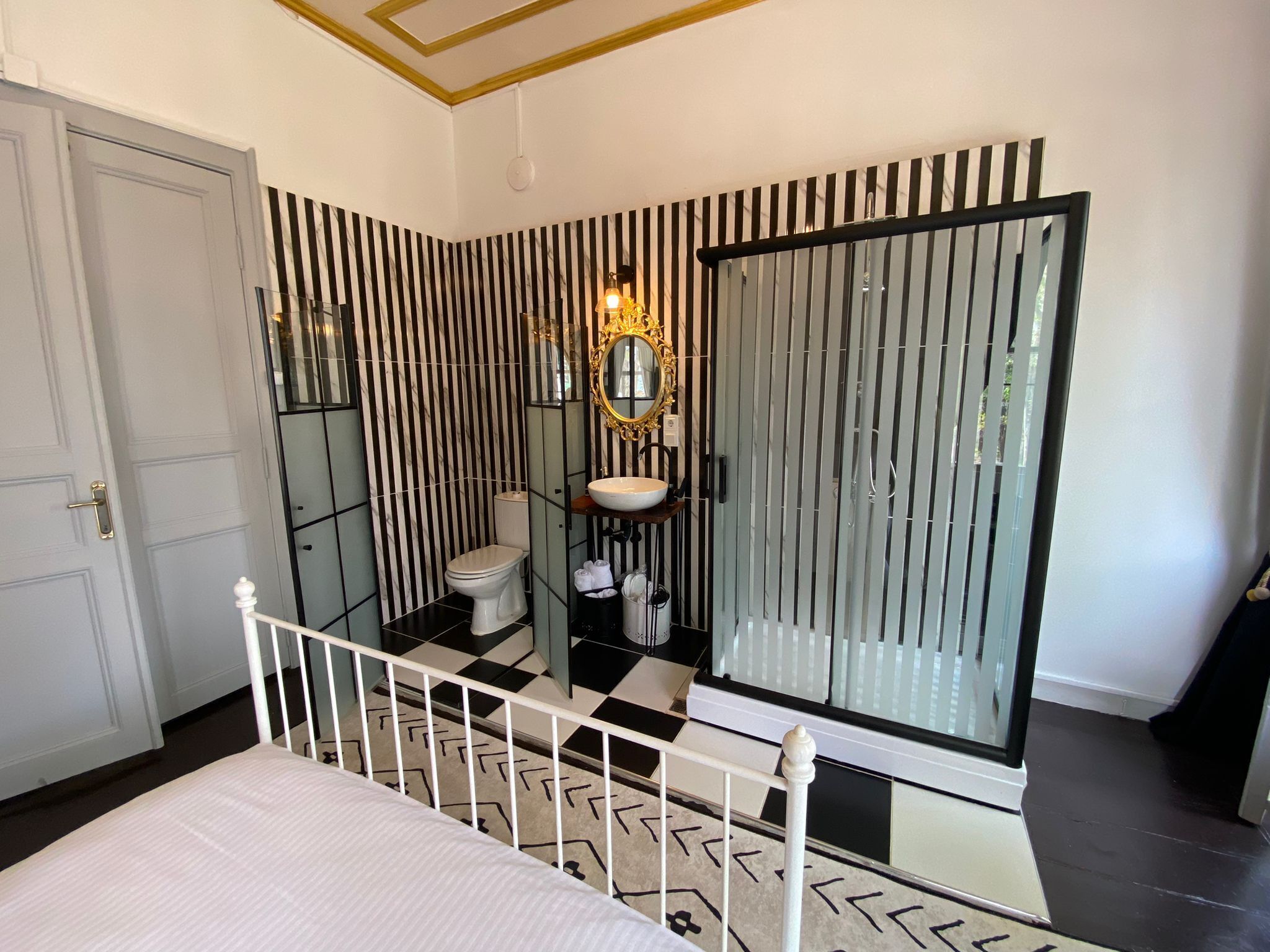 deluxe room, balcony, garden view | bathroom | shower, free toiletries, hair dryer, slippers