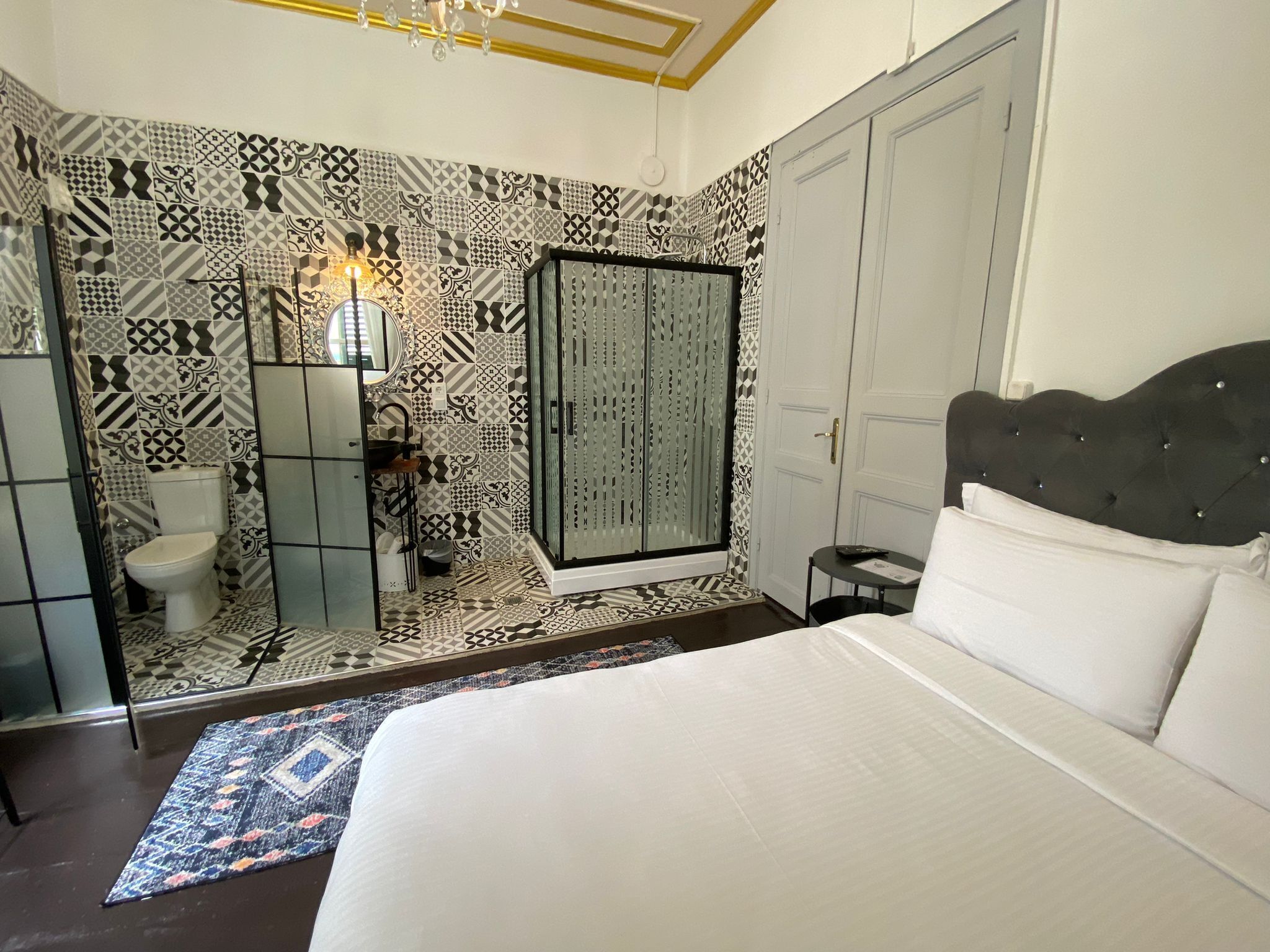 standard room, garden view | 1 bedroom, individually decorated, individually furnished, desk