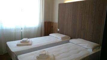 2 bedrooms, desk, free WiFi