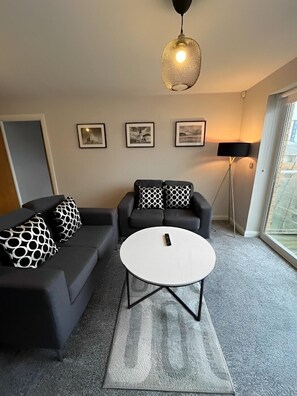 Two Bedroom Apartment with Balcony | Travel crib, free WiFi, bed sheets - Century Wharf by Urban Space (Cardiff)