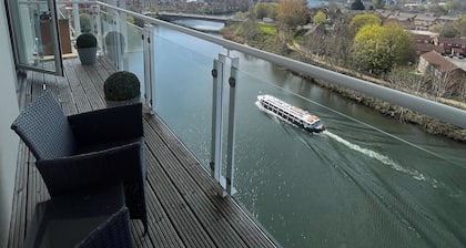 Century Wharf by Urban Space