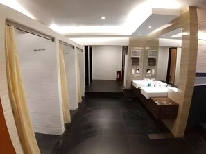 Bathroom - Diamond Hotel Samarinda (Samarinda)