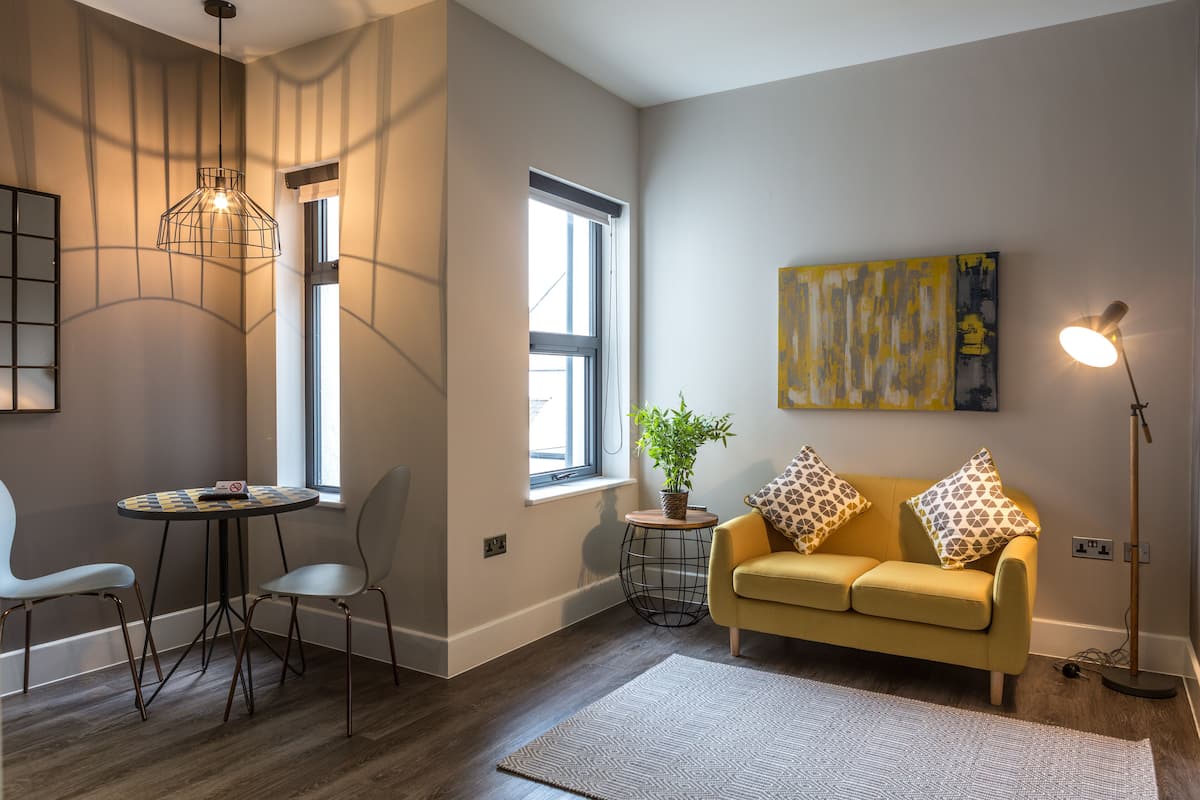 Apartment, 2 Bedrooms | Living area | TV