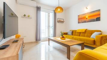 Villa (Villa JoMa-Eight Bedroom Villa) | Living room | TV