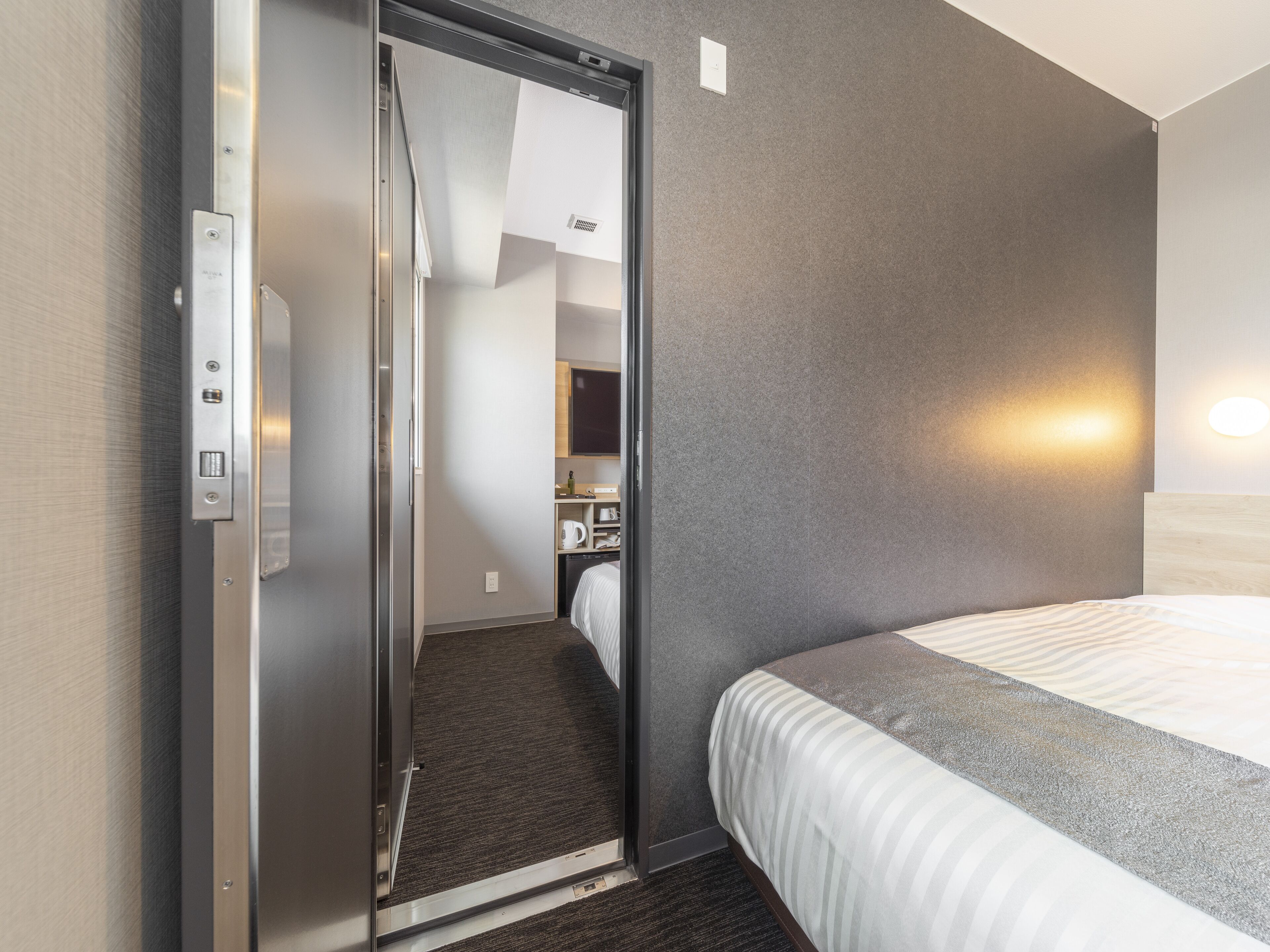 standard connected room | free wifi, bed sheets