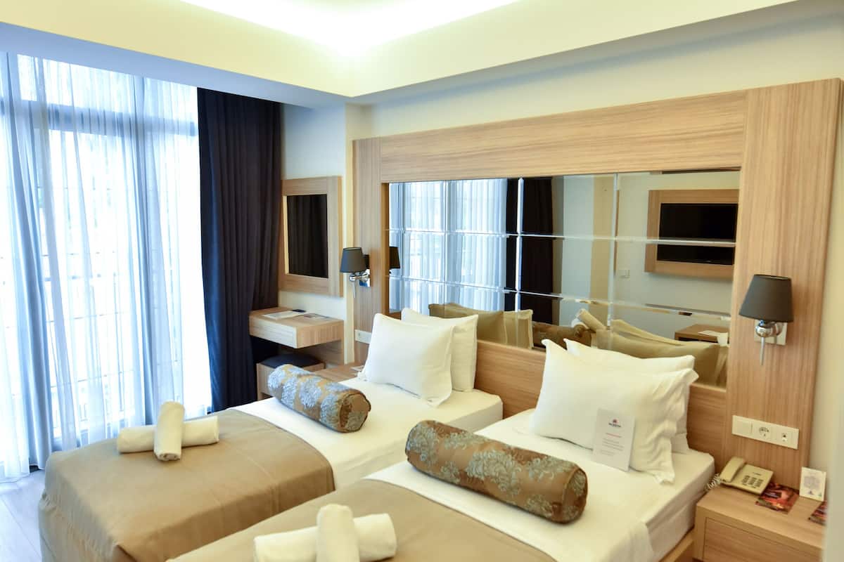 standard double or twin room | in-room safe, laptop workspace, soundproofing, iron/ironing board