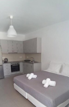 Comfort Studio | Private kitchen | Fridge, oven, stovetop, coffee/tea maker - Lofos Apartments (Mykonos)
