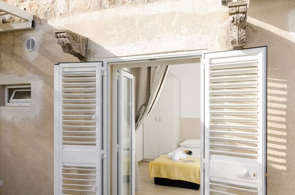 1 bedroom, free WiFi, bed sheets - Apartments Kapelica (Dubrovnik)