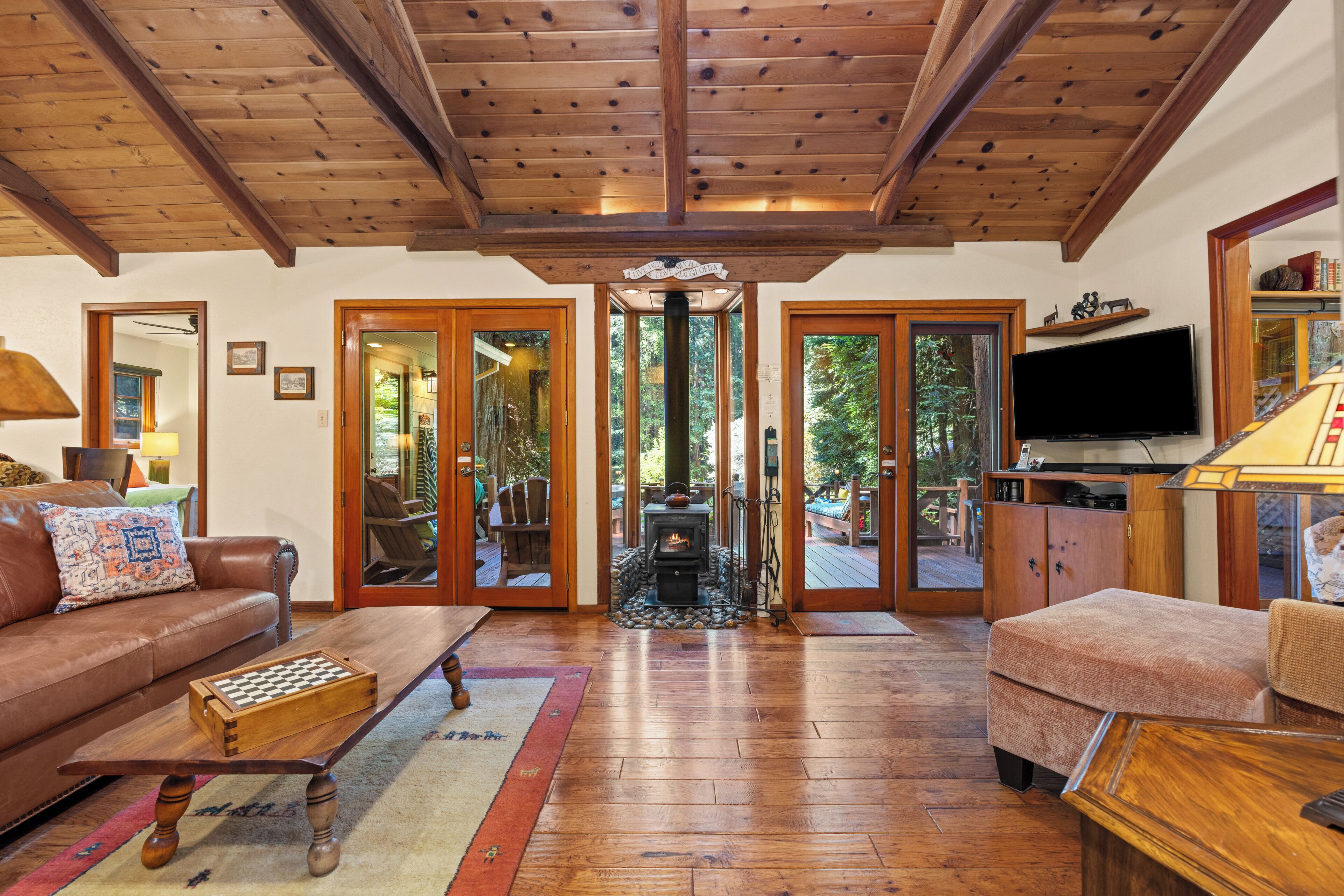 TV, fireplace, DVD player, stereo