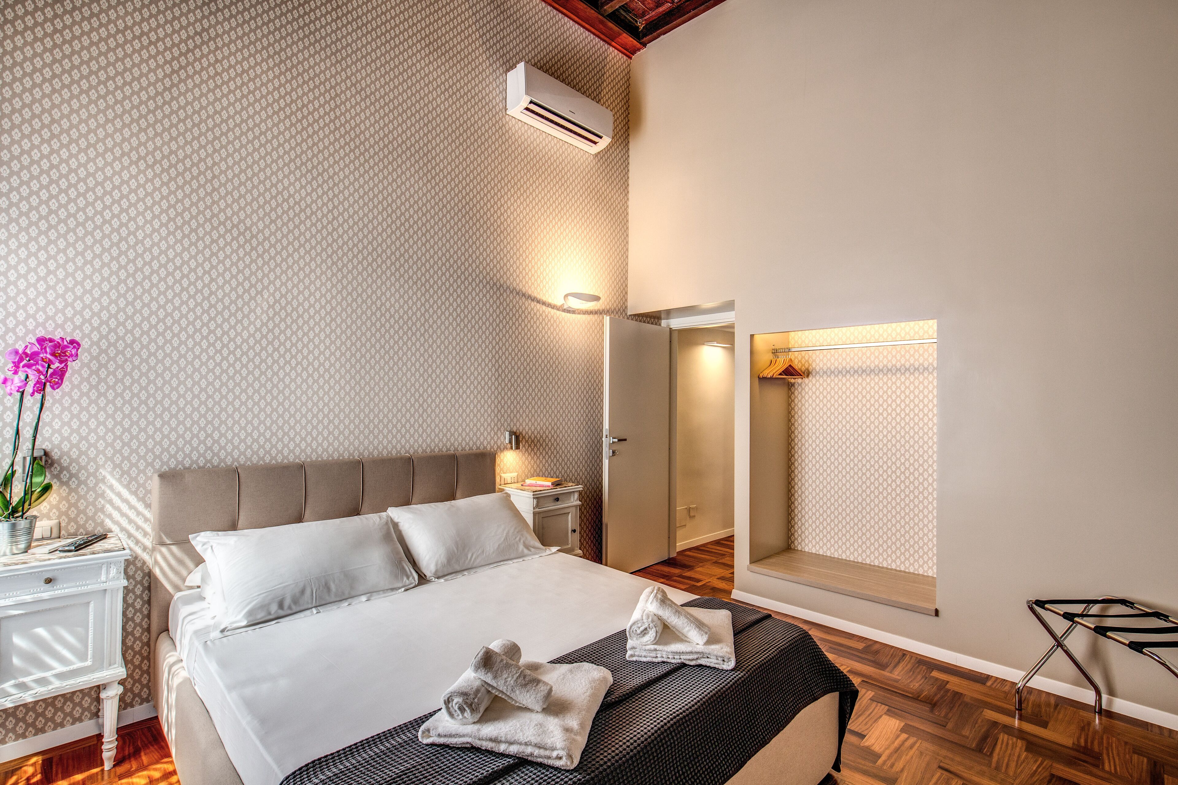 Foto - Elysium Suites collection