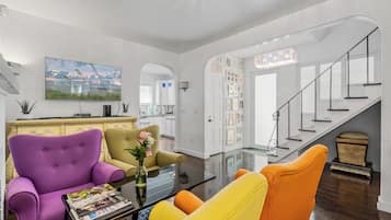 Smart TV 32 pollici con canali digitali, TV, stampante