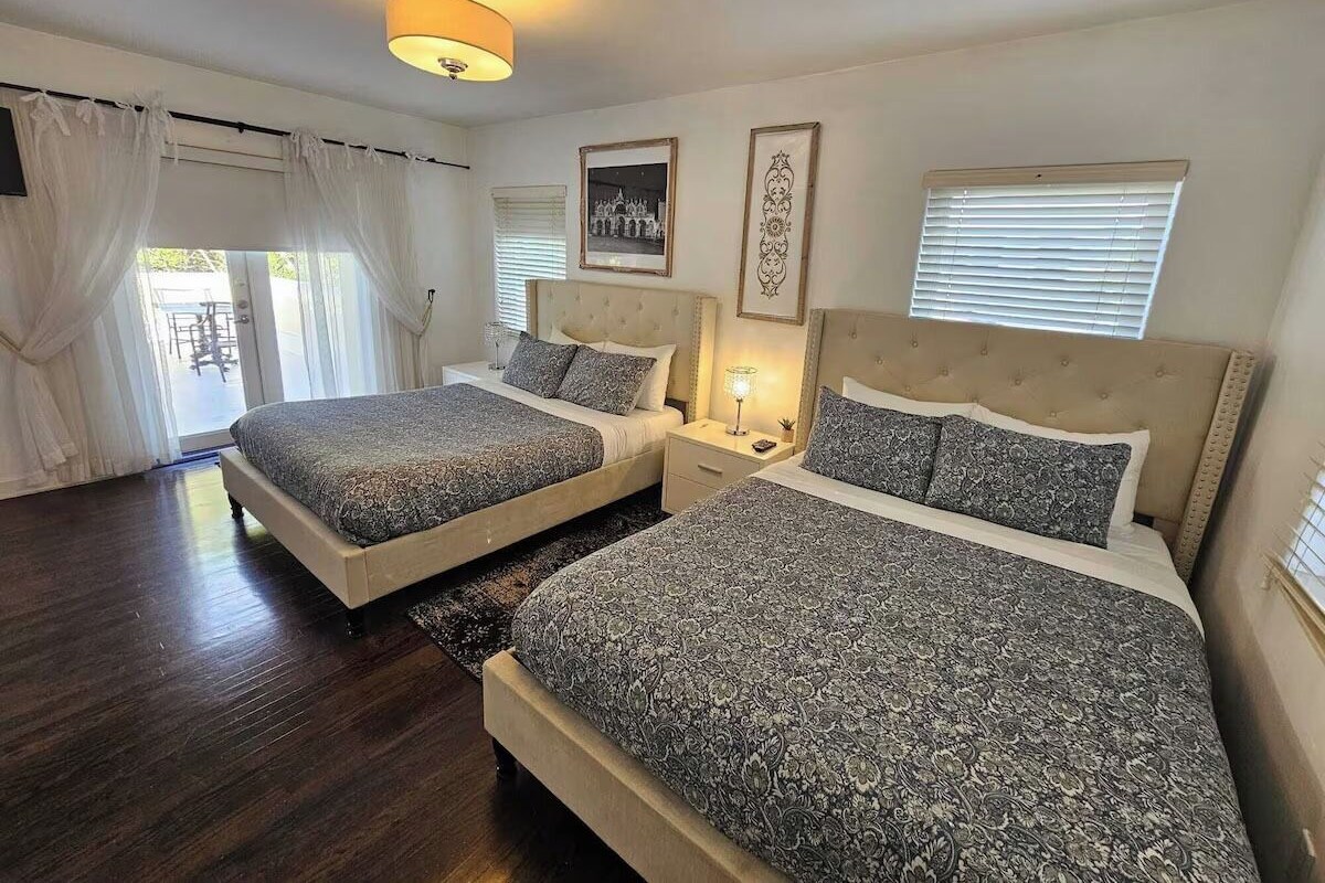 Honeymoon Suite, 2 Queen Beds, Non Smoking, Courtyard View | 1 bedroom, Frette Italian sheets, premium bedding, pillowtop beds