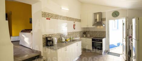 Fridge, microwave, oven, coffee/tea maker