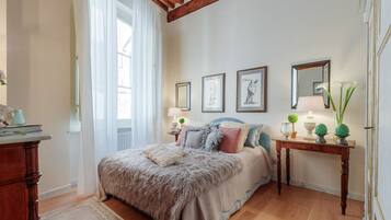 2 chambres, fer et planche à repasser, Wi-Fi gratuit, draps fournis