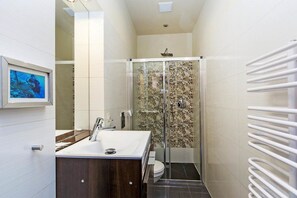 Appartamento, 2 camere da letto | Bagno | Doccia, asciugacapelli, asciugamani