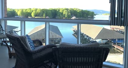 Condo with great Lake views. Come stay with us on your vacation 