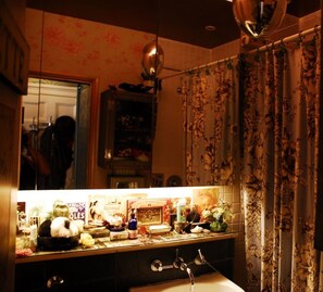 Căn hộ | Bếp riêng | Tủ lạnh, lò nướng, bếp nấu, ấm điện 