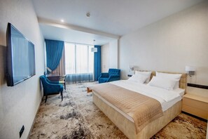 スーペリア   ダブルルーム | デスク、ノートパソコン用作業スペース、アイロン / アイロン台、WiFi (無料)