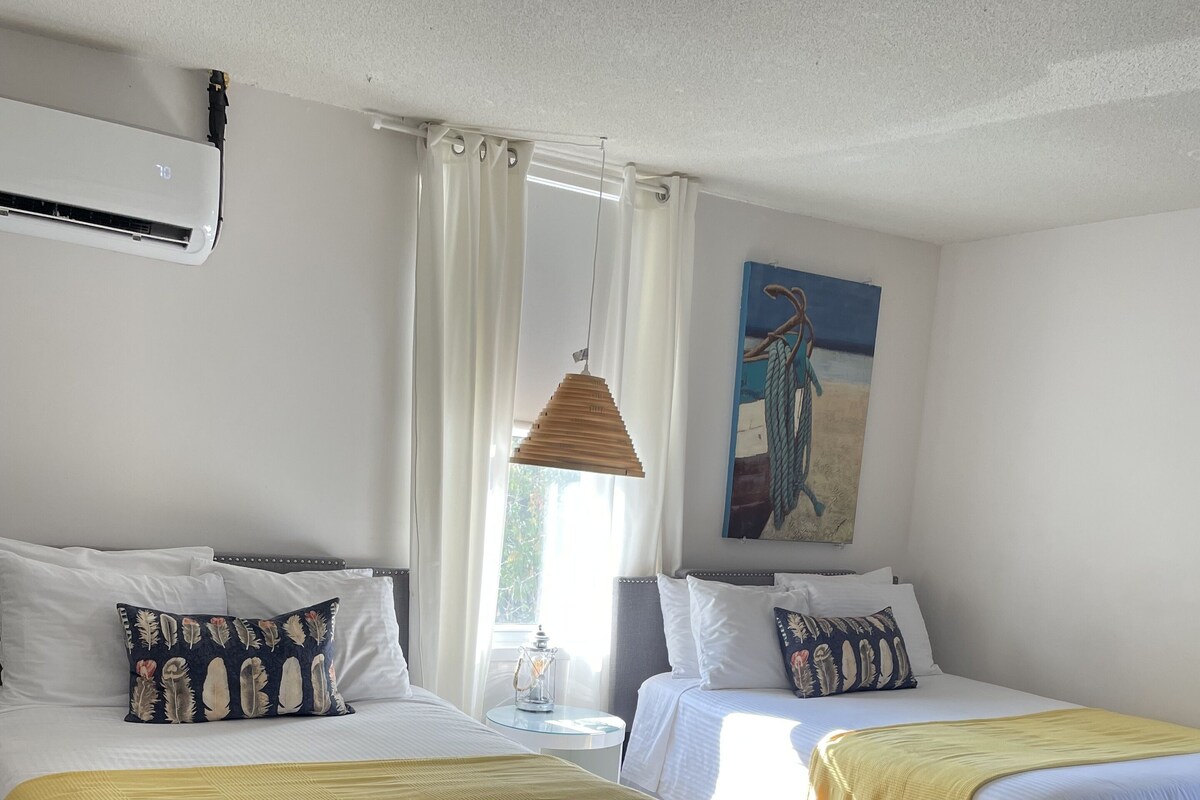 Desk, laptop workspace, soundproofing, iron/ironing board