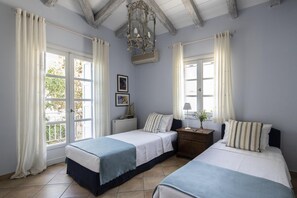 4 bedrooms, in-room safe, desk, soundproofing - Villa Kallisti - A Dream House With Amazing View (Ermionida)