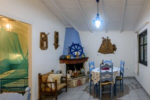 Apartment | 2 bedrooms, free WiFi, bed sheets - The Blue House Seaside Retreat - Fully Equipped (Messini)