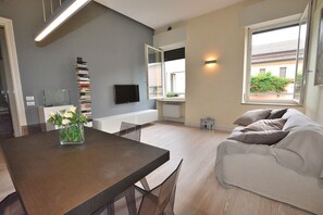 Flat-screen TV - Residenza Vecchia Veronetta (Verona)