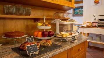 Bao gồm bữa sáng buffet hàng ngày