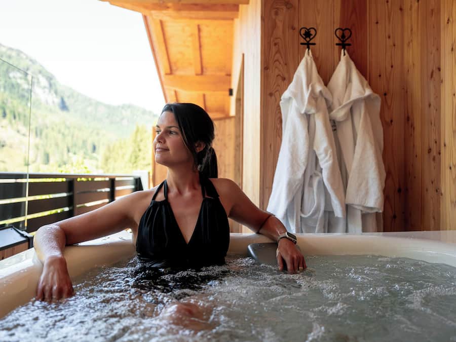 Junior Studio Suite, Balcony, Mountain View