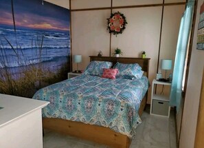 2 bedrooms, iron/ironing board, free WiFi, bed sheets