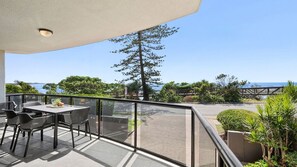 Outdoor dining - Unit 1 'Phoenix' /1736 David Low Way, Coolum Beach (Coolum Beach)