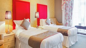 Room - OYO Lamphey Hall Hotel (Pembroke)