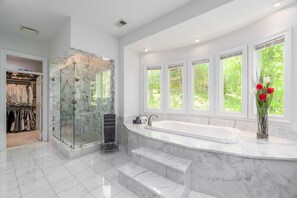 Duschwanne, Whirlpool, Haartrockner, Bidet