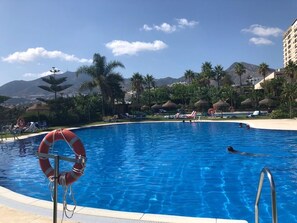 Piscina a l'aire lliure