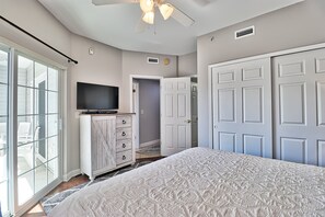 6 makuuhuonetta, silitysrauta/-lauta, ilmainen Wi-Fi, vuodevaatteet