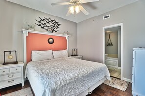 6 chambres, fer et planche à repasser, accès au Wi-Fi (inclus)