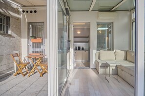 Corso Venezia Scale (Corso Venezia 2/A) | Área de sala de estar | Televisión de pantalla plana de 40 pulgadas con canales digitales 