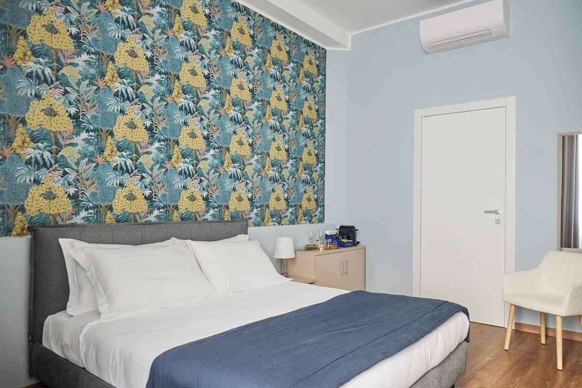 Cino 2 (Via Cino del Duca 5)