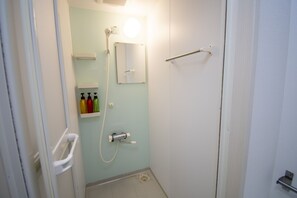 Bathroom shower - Grande Shagi GS206 (Osaka)