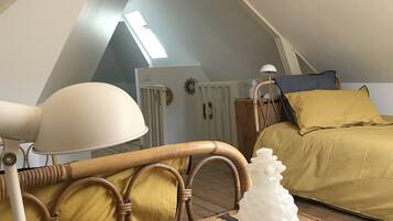 2 makuuhuonetta, silitysrauta/-lauta, Wi-Fi, vuodevaatteet