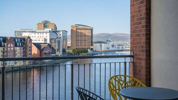 Deluxe Apartment, Ensuite, River View (Goliath 5-Bed) | View from property