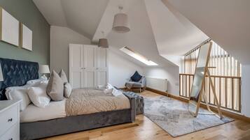 5 bedrooms