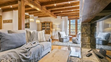 Televisión, chimenea