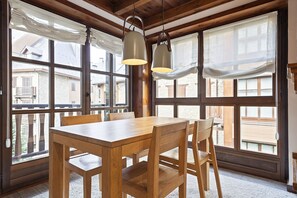 Dining - Luderna - Apartamento Val de Ruda A6 Porèra (Baqueira)