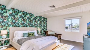 Unclassified image, 5 of 24, button - Riverside (Palm Springs)