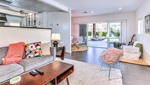 Unclassified image, 3 of 24, button - Riverside (Palm Springs)