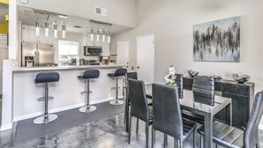 House | Private kitchen | Coffee/tea maker, fridge, microwave, stovetop - Padua (Palm Springs)